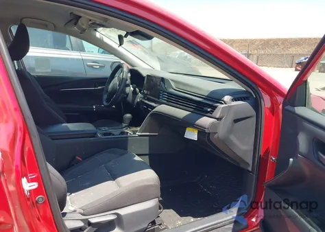 2025 Toyota Camry Le from USA, damaged, VIN 4T1DAACK5SU073079